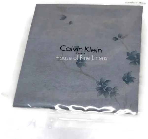Calvin Klein Bamboo Flower Standard Sham Hyacinth