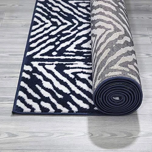 Diagona Designs Contemporary Geometric Cubes Design Modern Area Rug and Runner Rug, Size: 7&10 inch x 9&10 inch, Blue