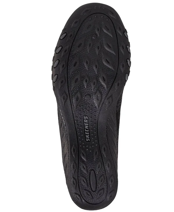 Skechers Breathe-Easy - Opportuknity (Black) Women's Shoes