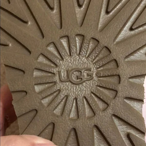 Ugg Shoes, Ugg Metallic Mini Bailey Pink, Color: Pink, Size: 6, Camilaann6&s Closet