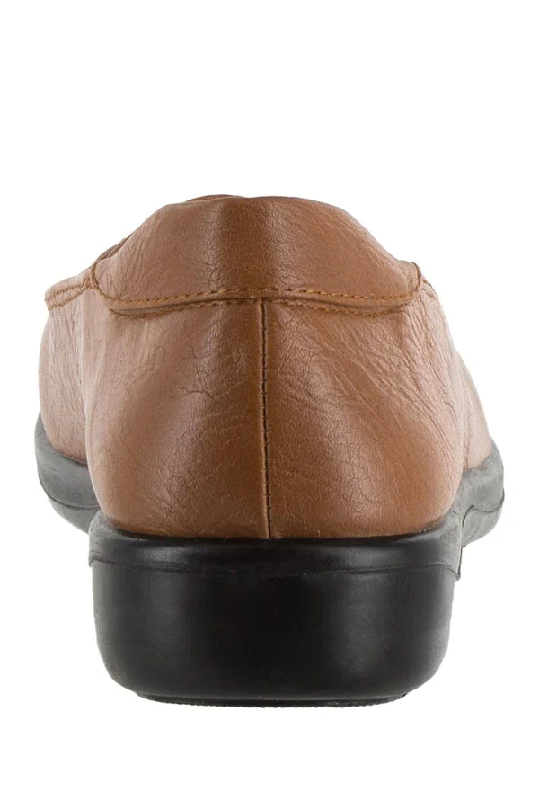 Women's Easy Street Genesis Tobacco - in Size 11