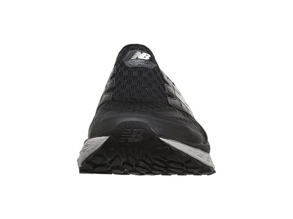New Balance Men's MA900 Black 8.5 D