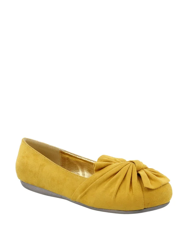 Bellini Women's Snug Ballet Flat, Size: 7.5, Mustard Microsuede