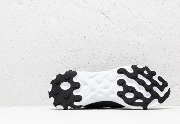 Nike, Women React Element 55 Sneakers Black 5