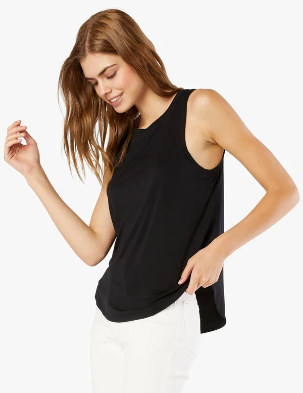on The Down Low Muscle Tank - Beyond Yoga Black, S