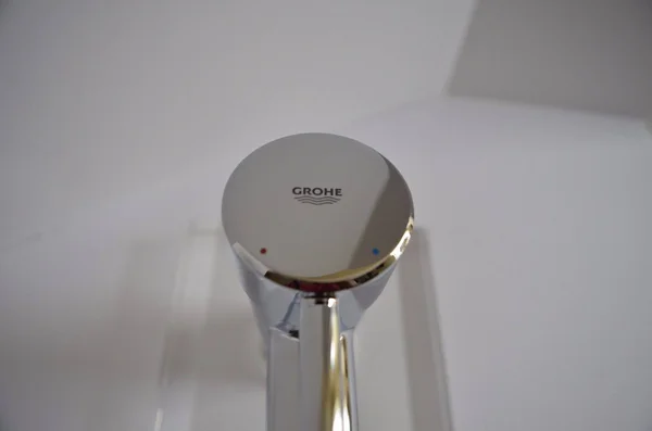 Grohe 34270001 Concetto Bathroom Faucet Starlight Chrome