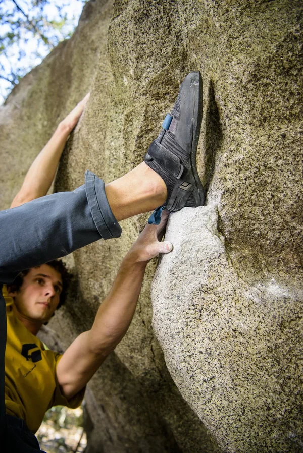 Black Diamond Men's Momentum Climbing Shoes Ash 6