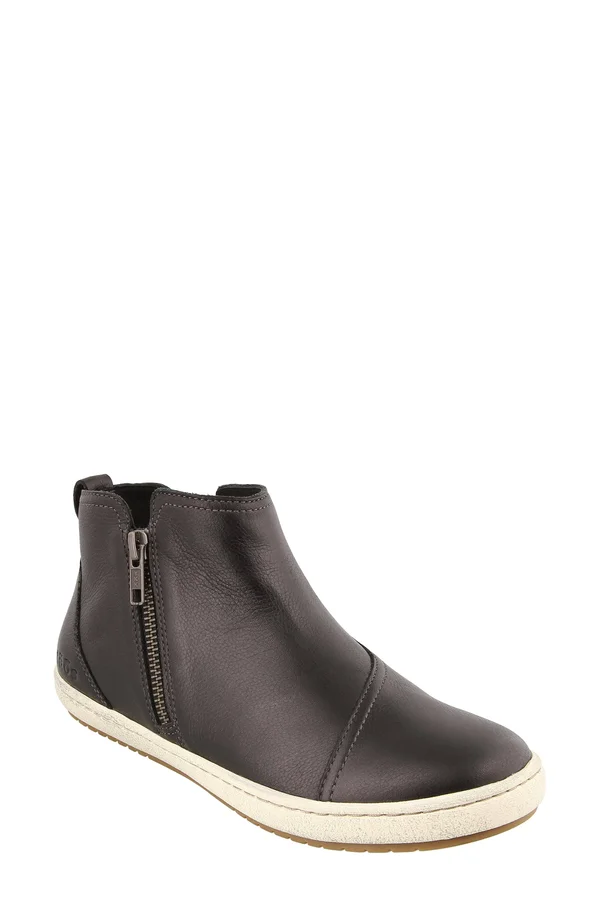 Taos Footwear Bootsie Black - Women's, Size: 11
