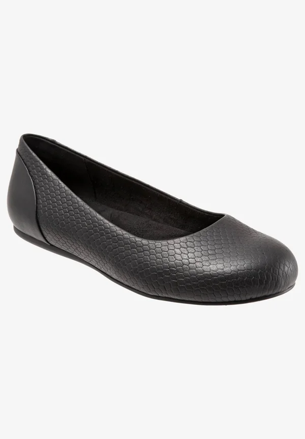 SoftWalk Women's Sonoma Ballet Flat, Size: 7.5, Black Snake Leather