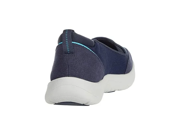 Clarks Adelia Blush Women's Navy Slip on 8 N