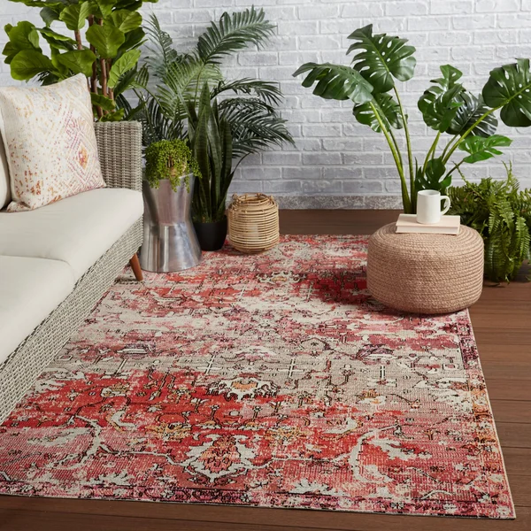 Amorette Indoor/ Outdoor Oriental Area Rug - Red/Beige - 4' x 6'