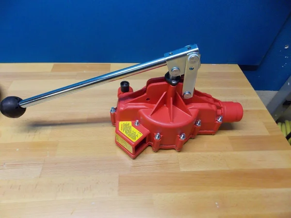 Pacer Hand Dispensing Pump with EPDM Hose
