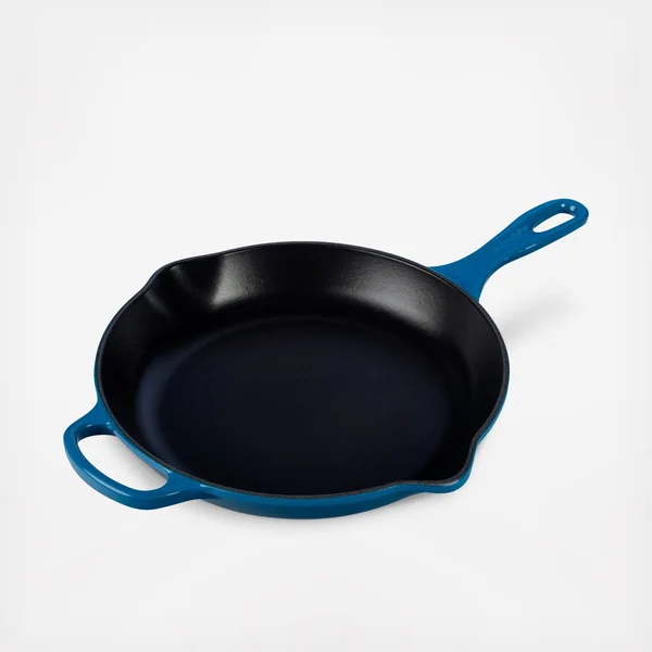 Le Creuset Signature Cast-Iron Skillet - 10.25