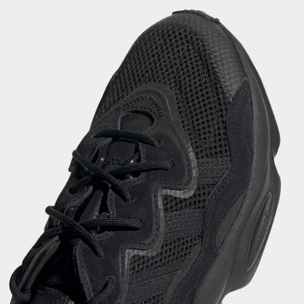 Adidas Men's Core Black Ozweego Shoes, Size: 11
