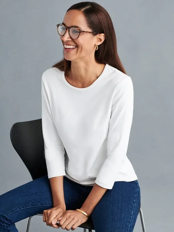 J.Mclaughlin Women's Signature Tee White Solid, Size Small