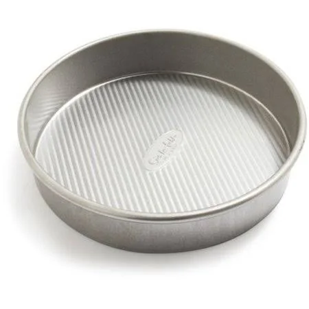 Platinum Professional Round Cake Pan 21070lc, 9 inch, Made in The USA by Sur La Table