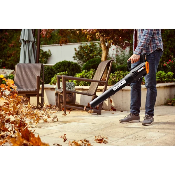 Worx 20V PowerShare 10x22 Cordless String Trimmer and Turbine Blower Combo Kit Wg930.2