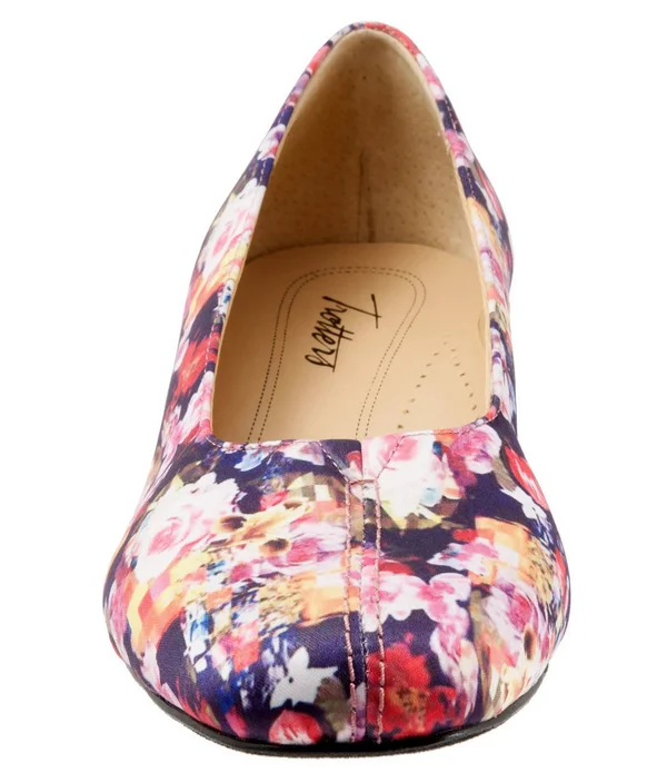 Trotters Doris Pumps, Women's, Wash Floral, Size: 9.5
