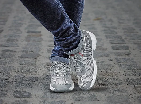 Men's Sneakers Walking Shoes Athletic - Edgewater Gray OrthoFeet, 7, Medium, Gray