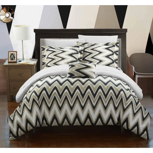 Chic Home Bella 4 Piece Comforter Set Reversible Bedding White, King