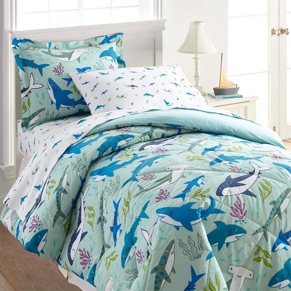 Wildkin Shark Attack 100% Cotton 7 PC Full Bed in A Bag