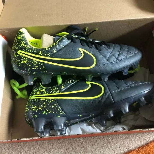 Nike Tiempo Legend V Firm Ground Football Boots Black