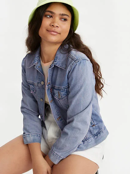 Levi&s Ex-Boyfriend Denim Trucker Jacket, Size X-Small in Across The Sky Trucker at Nordstrom