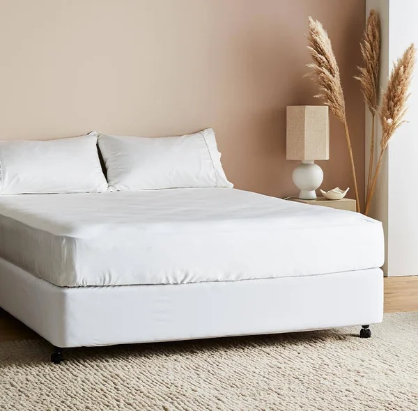 Ettitude Signature Sateen Fitted Sheet in Beige, Cal King