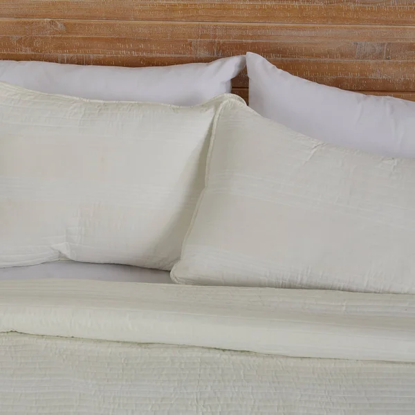 Great Bay Home Pattern Stripe Quilt Set - Cream - Full - Queen