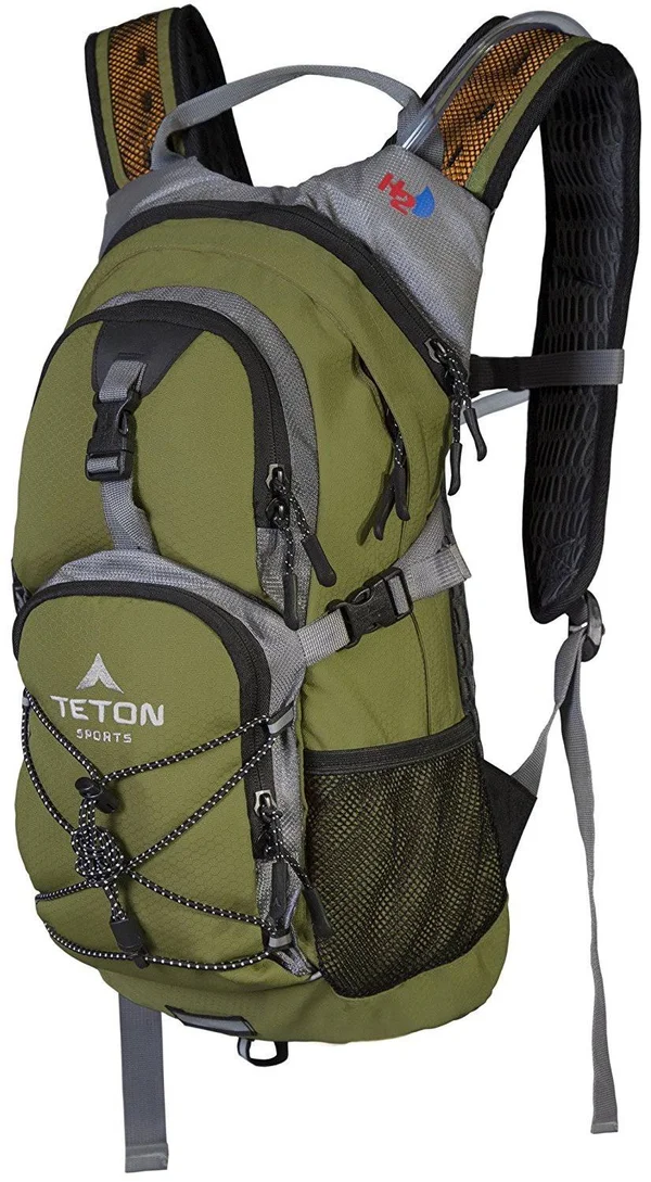 Teton Sports Hydration Backpack with Bladder, Green, 18.5x22x 10x22x 7x22