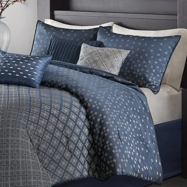 Madison Park - Biloxi 7 Piece Comforter Set - Navy - Queen