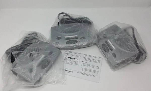 RadioShack FM Wireless 3 Channel Intercom System - Set of 3, 43-3105