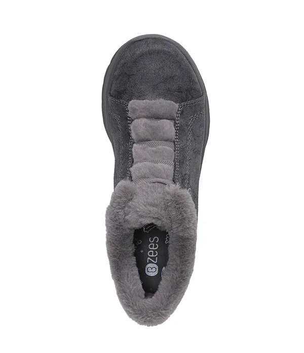 Women's Bzees Golden Slip On - Size: 9.5, Black