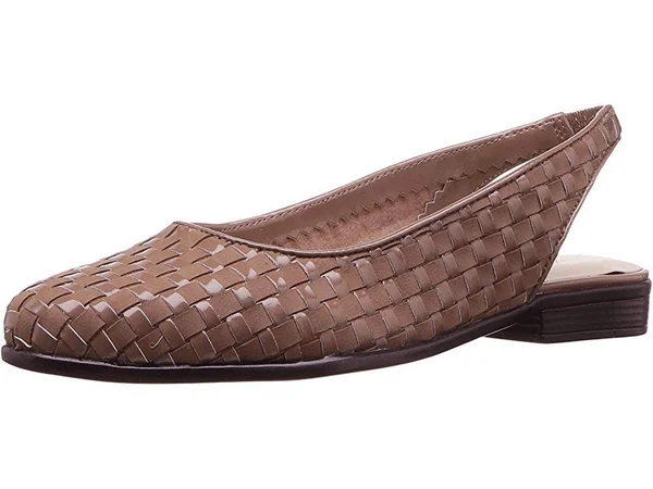 Trotters Women's Pump Nude Lucy Woven Leather Slingback 5 M