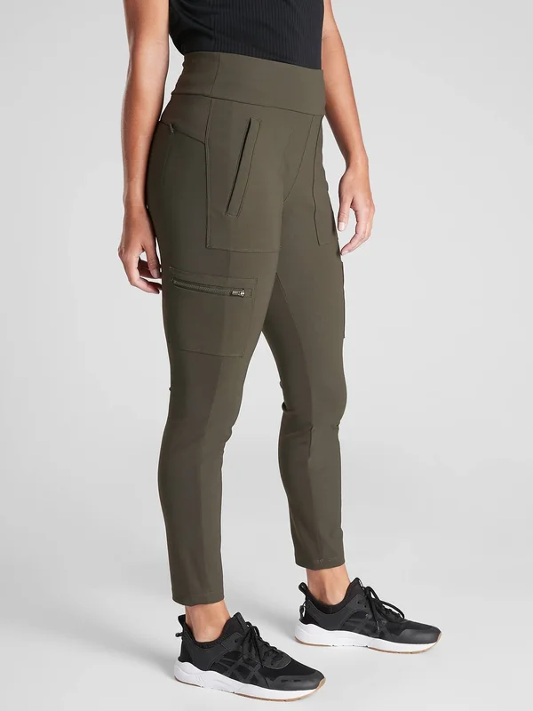Athleta Women's Headlands Hybrid Cargo Tight Peat Size 12