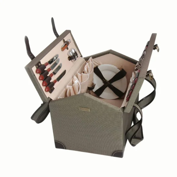 Picnic & Beyond Wooden Picnic Basket for 4