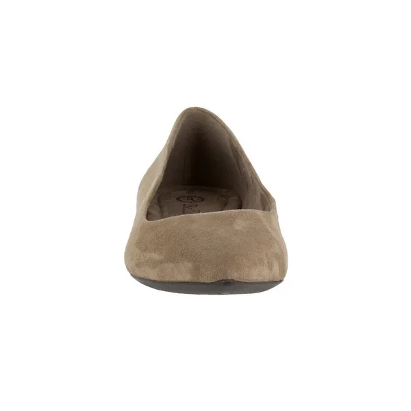 Bella Vita Vivien 8 Women's Almond