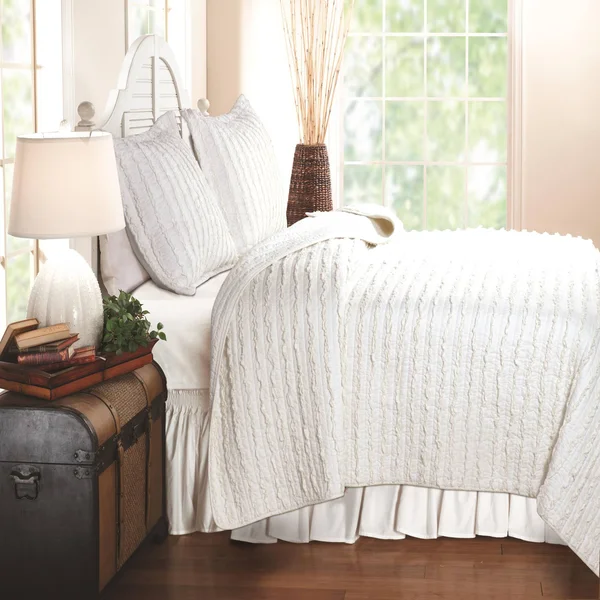 Greenland Home Ruffled Quilt Set, Twin, White